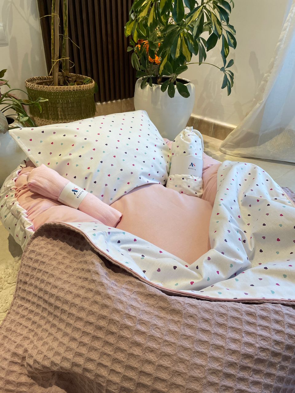 IMG-20241118-WA0009 nouveau-né / bébé / fille / coton / pack / baby nest